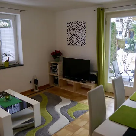 Ferienwohnung Familie Lindner * לינדאו